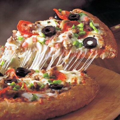 MrJims.Pizza Sticky Fingers Pizza Pull MrJims.Pizza Sticky Fingers Pizza Pull